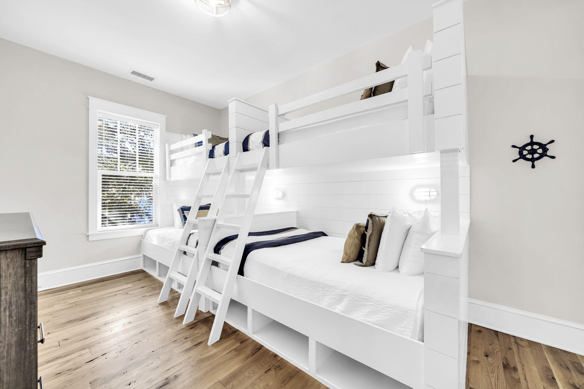 13 Eastern Lake Court