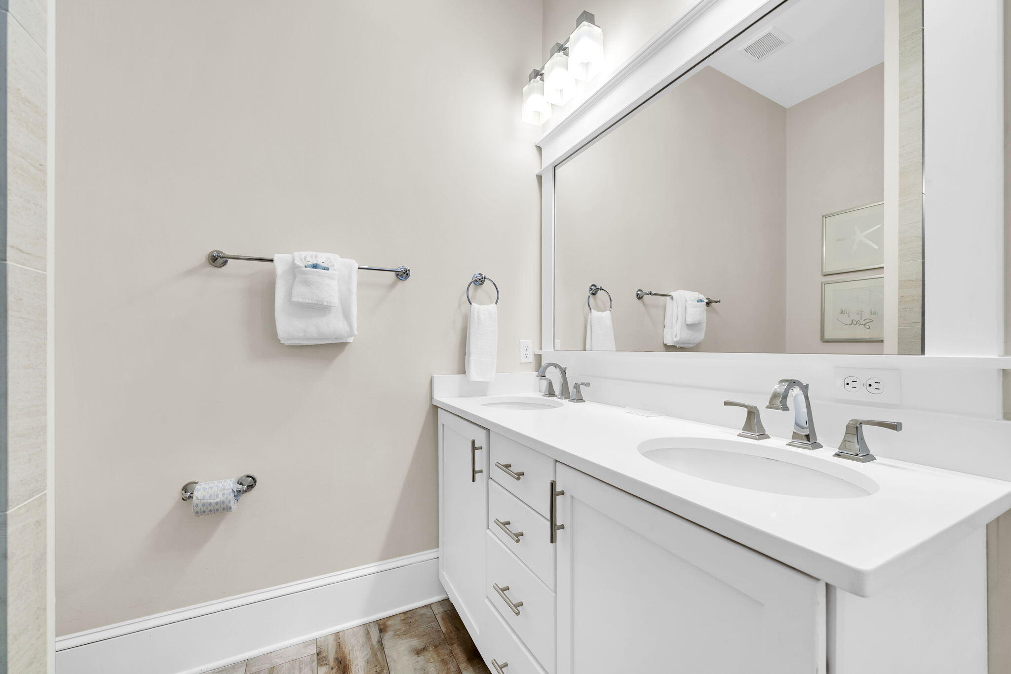 13 Eastern Lake Court