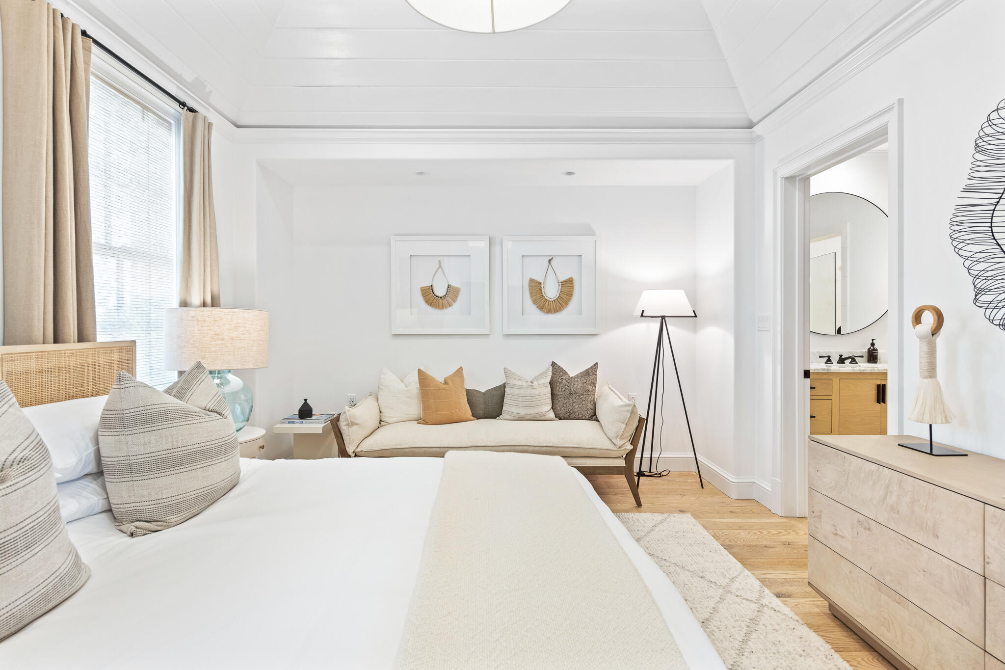 16 Smugglers Alley BB6