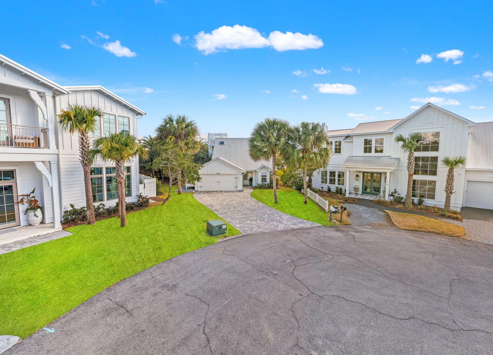 180 Walton Bonita Drive