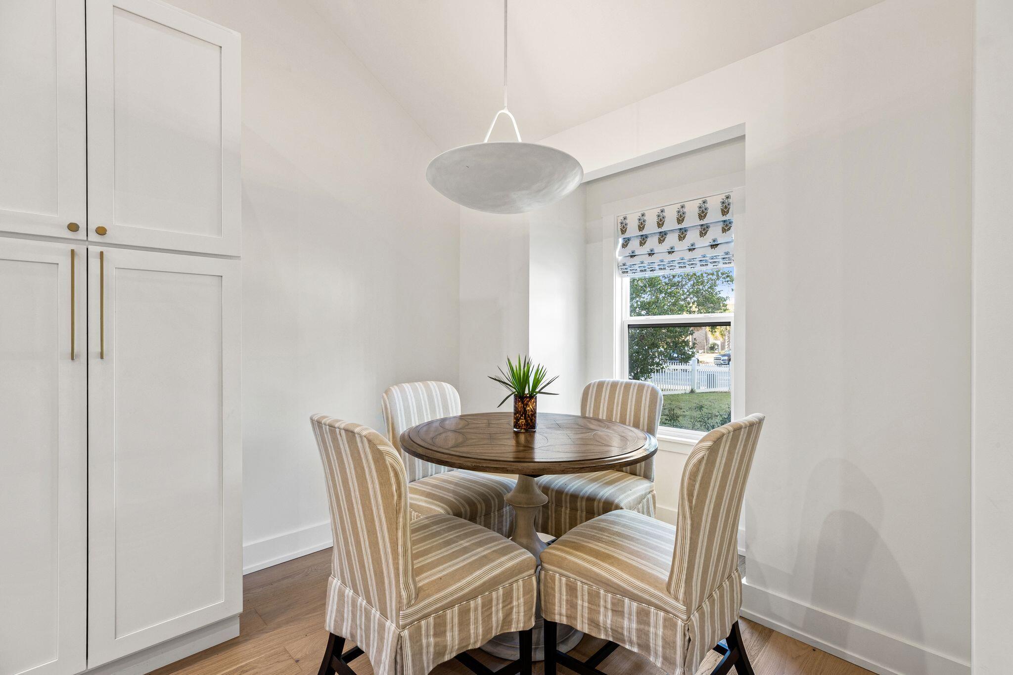 180 Walton Bonita Drive