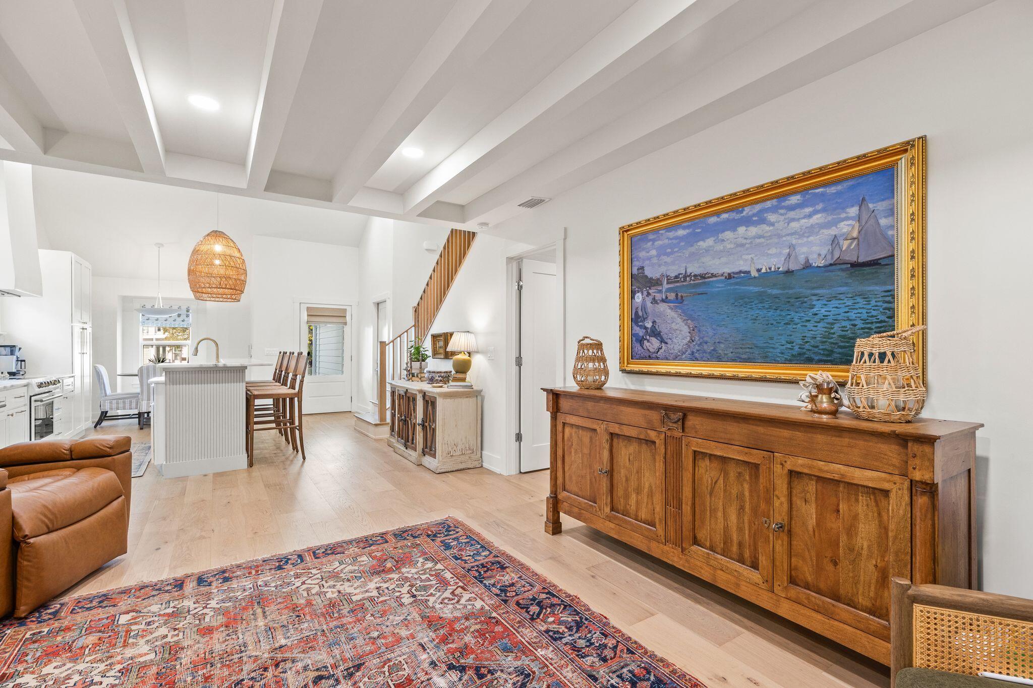 180 Walton Bonita Drive