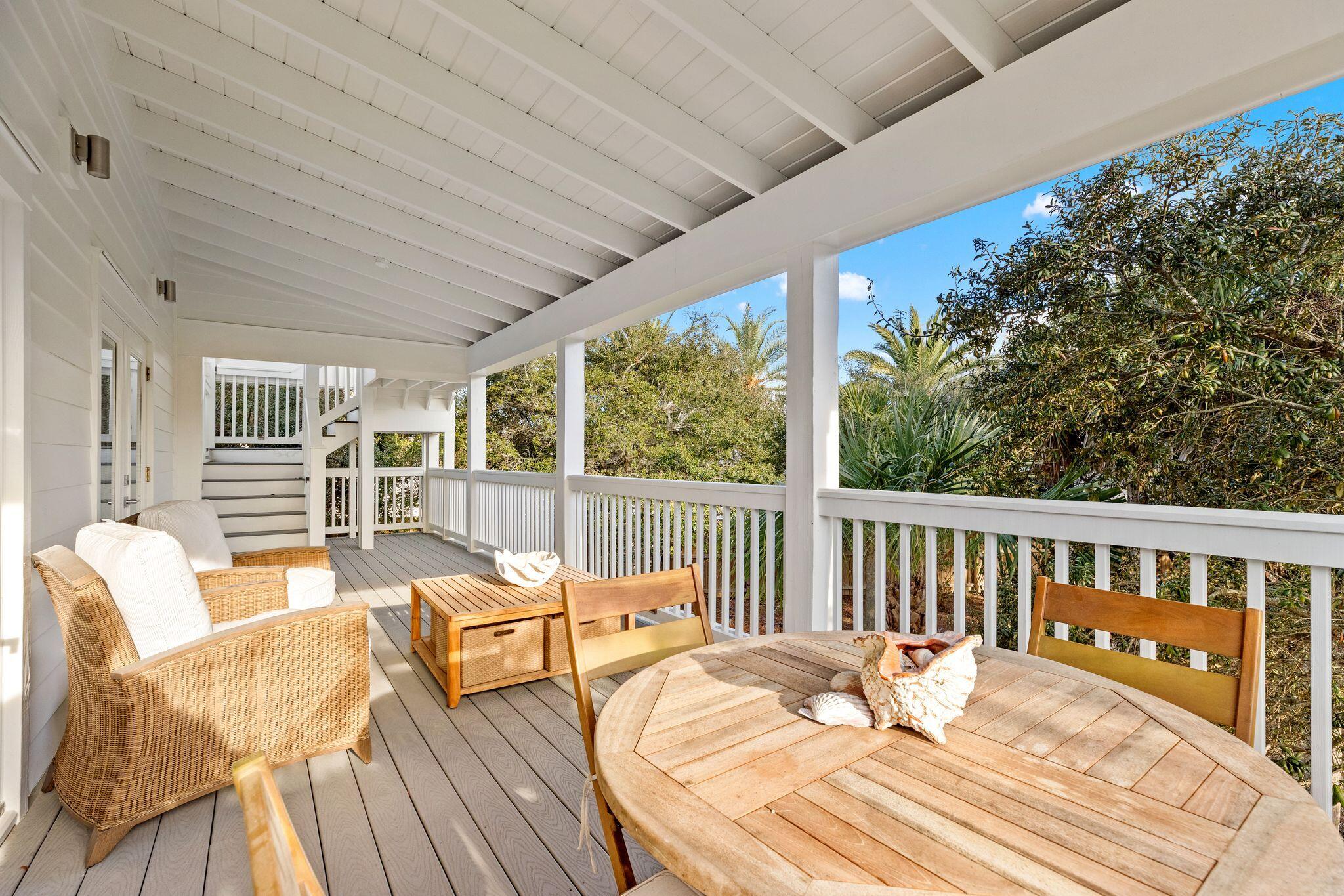 180 Walton Bonita Drive