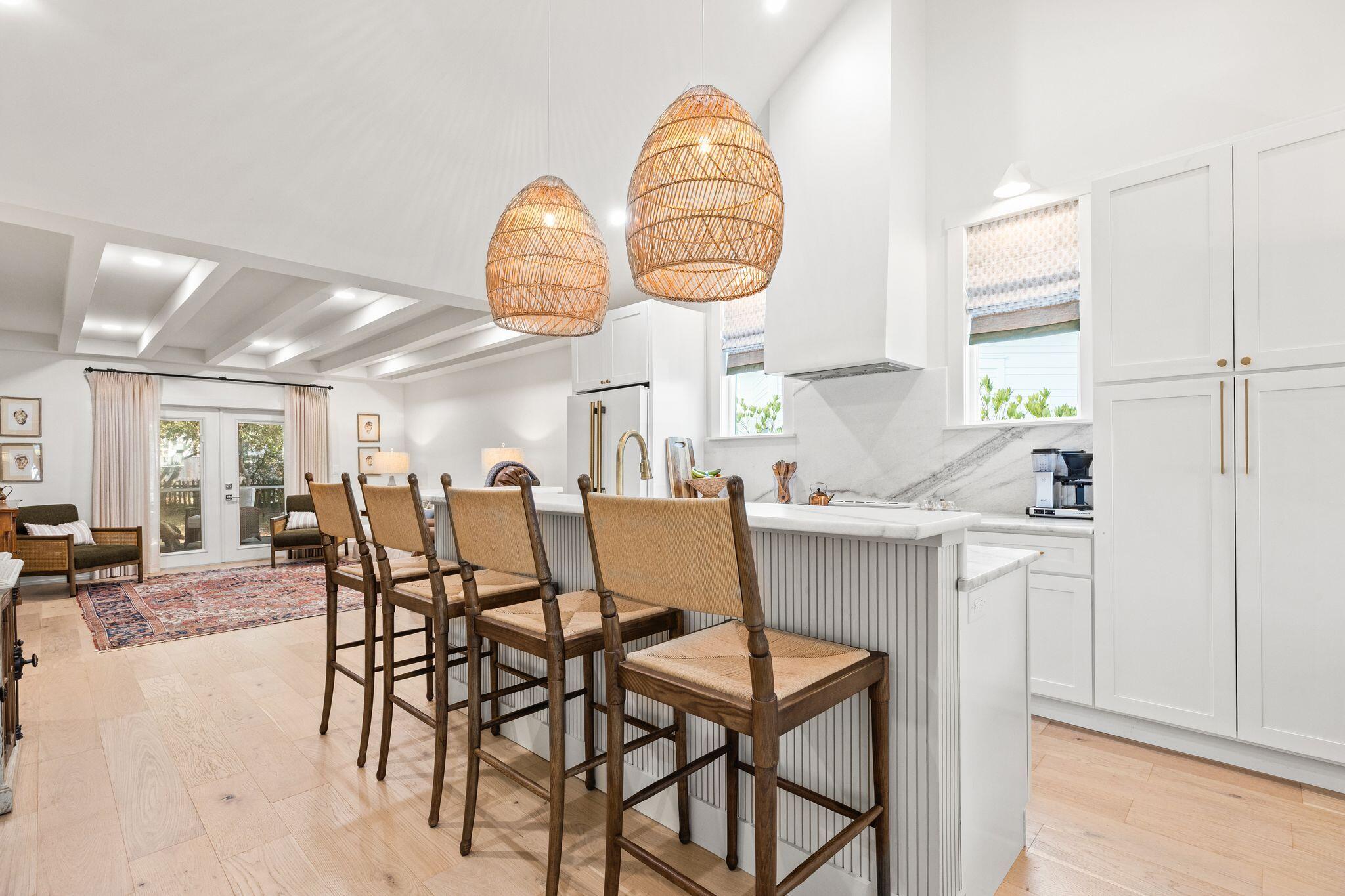 180 Walton Bonita Drive