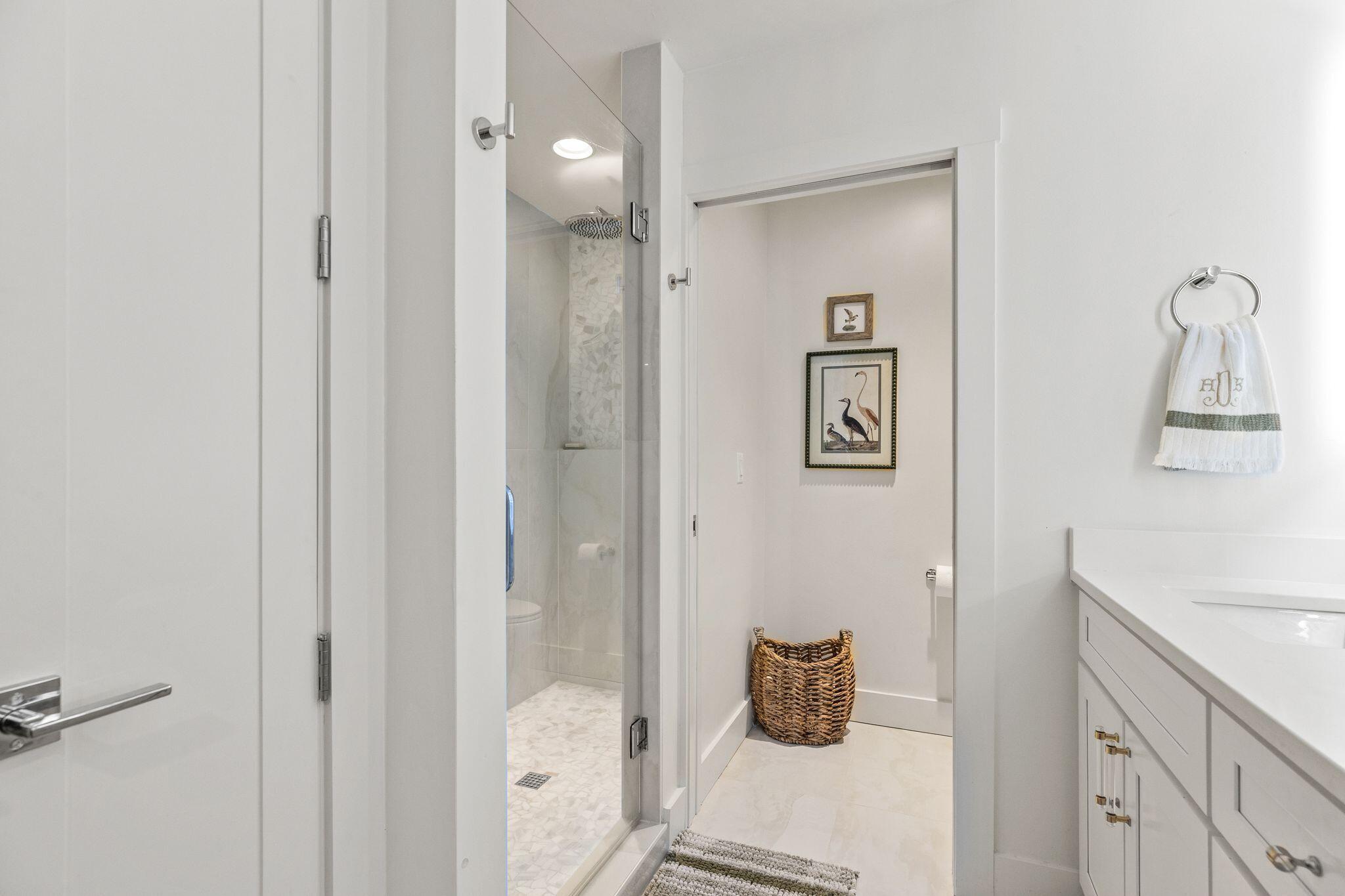 180 Walton Bonita Drive