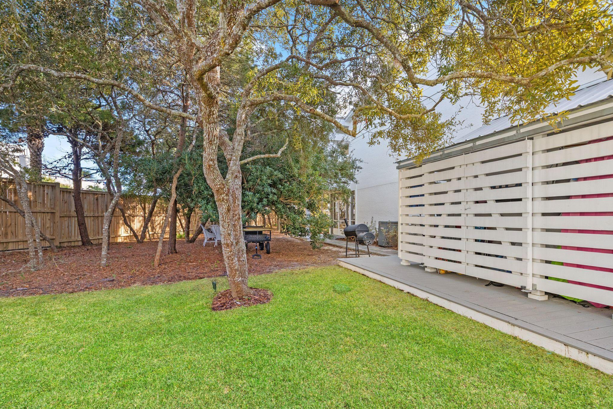 180 Walton Bonita Drive