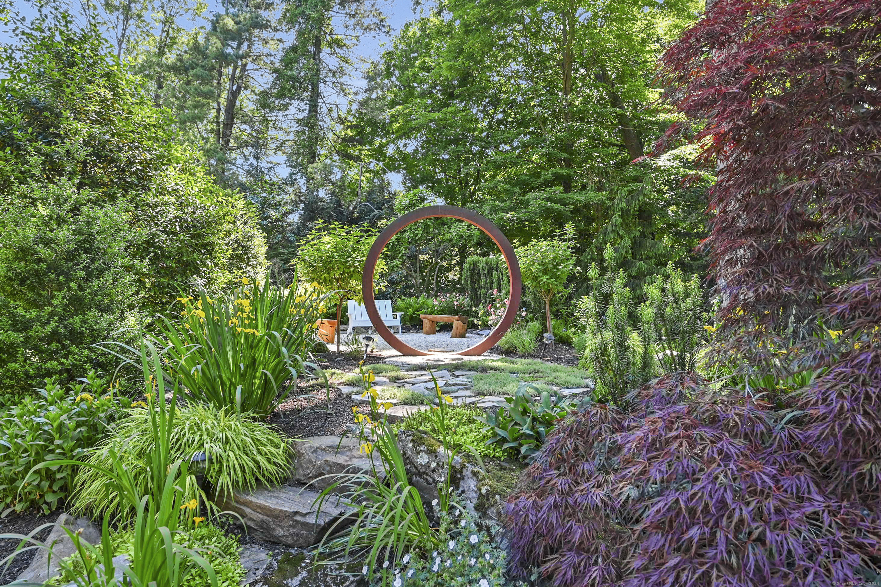 5 Woodland Drive