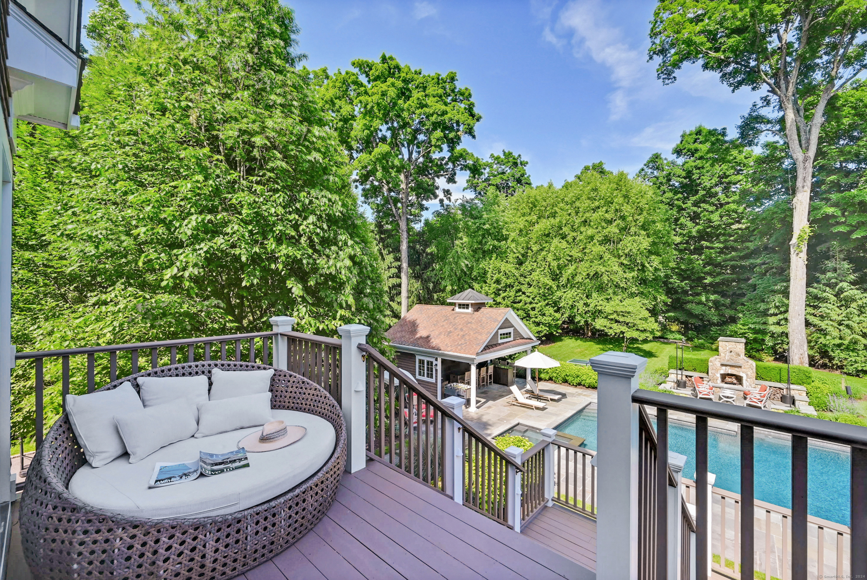 5 Woodland Drive