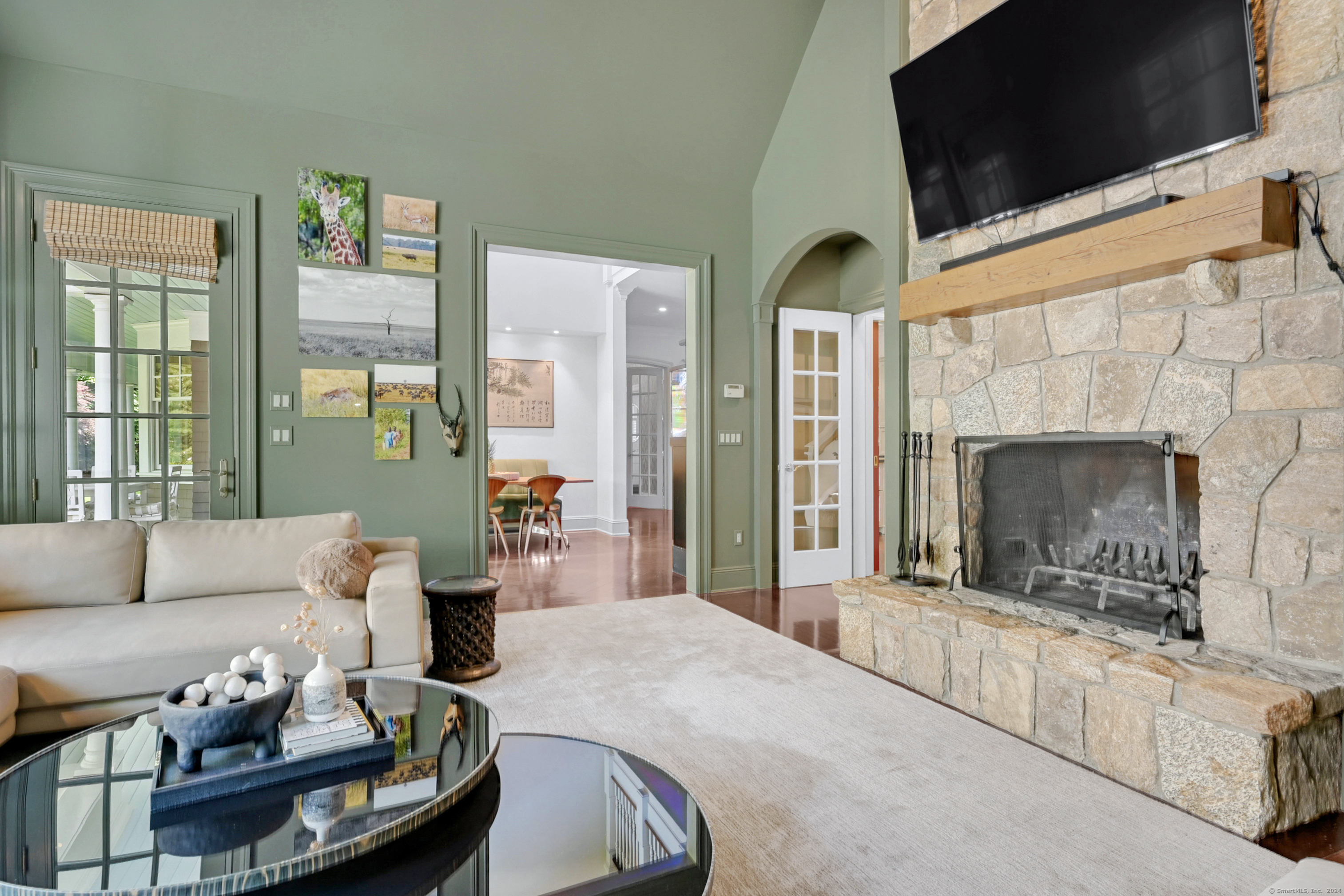 5 Woodland Drive