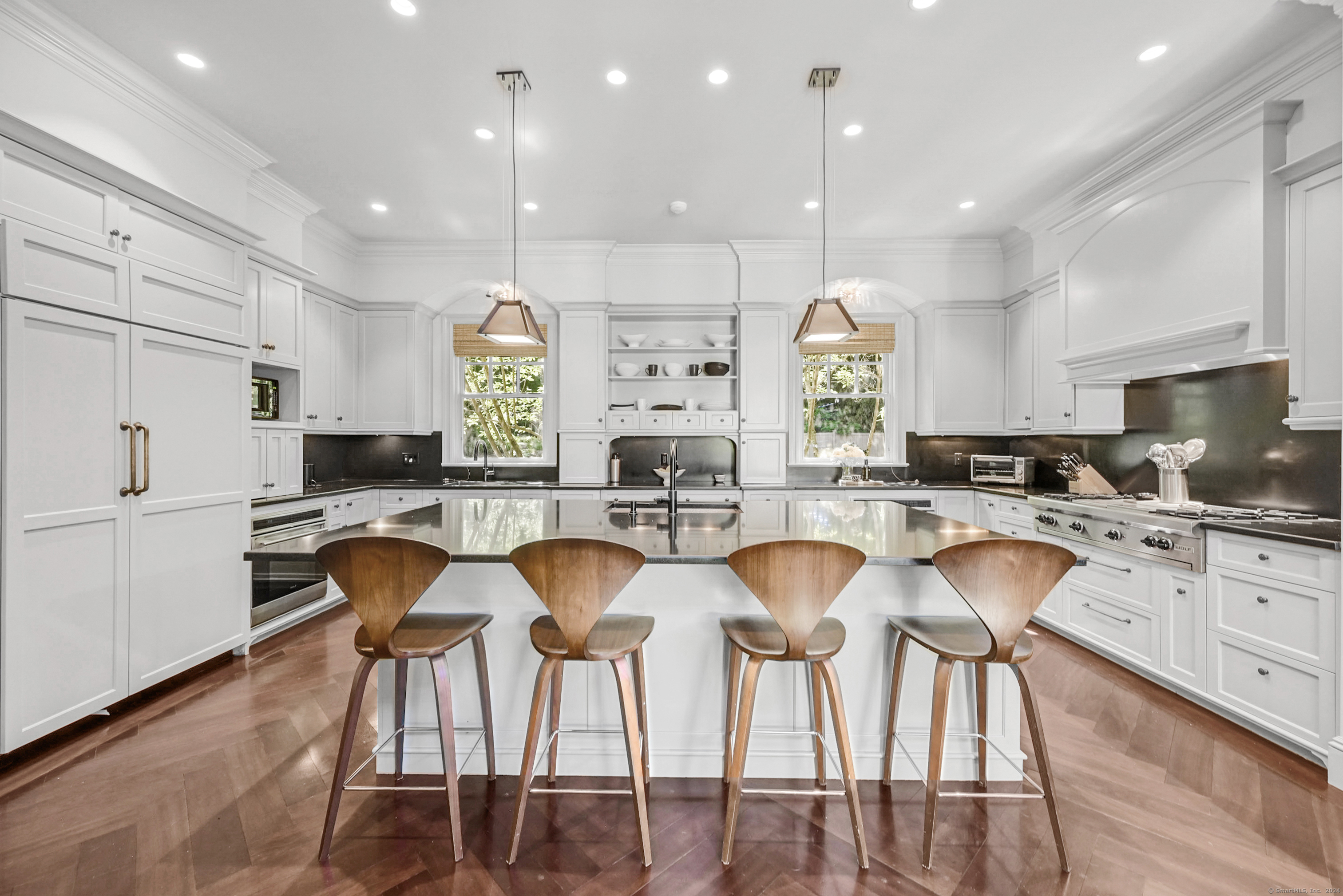 5 Woodland Drive