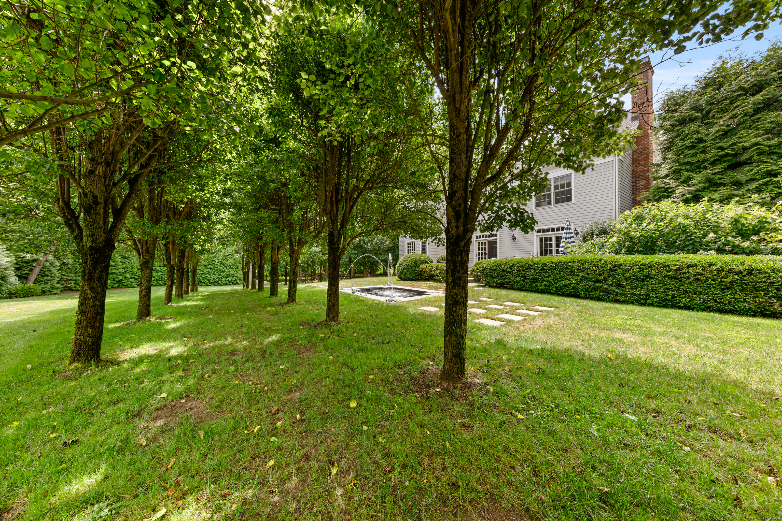 3A Iris Lane