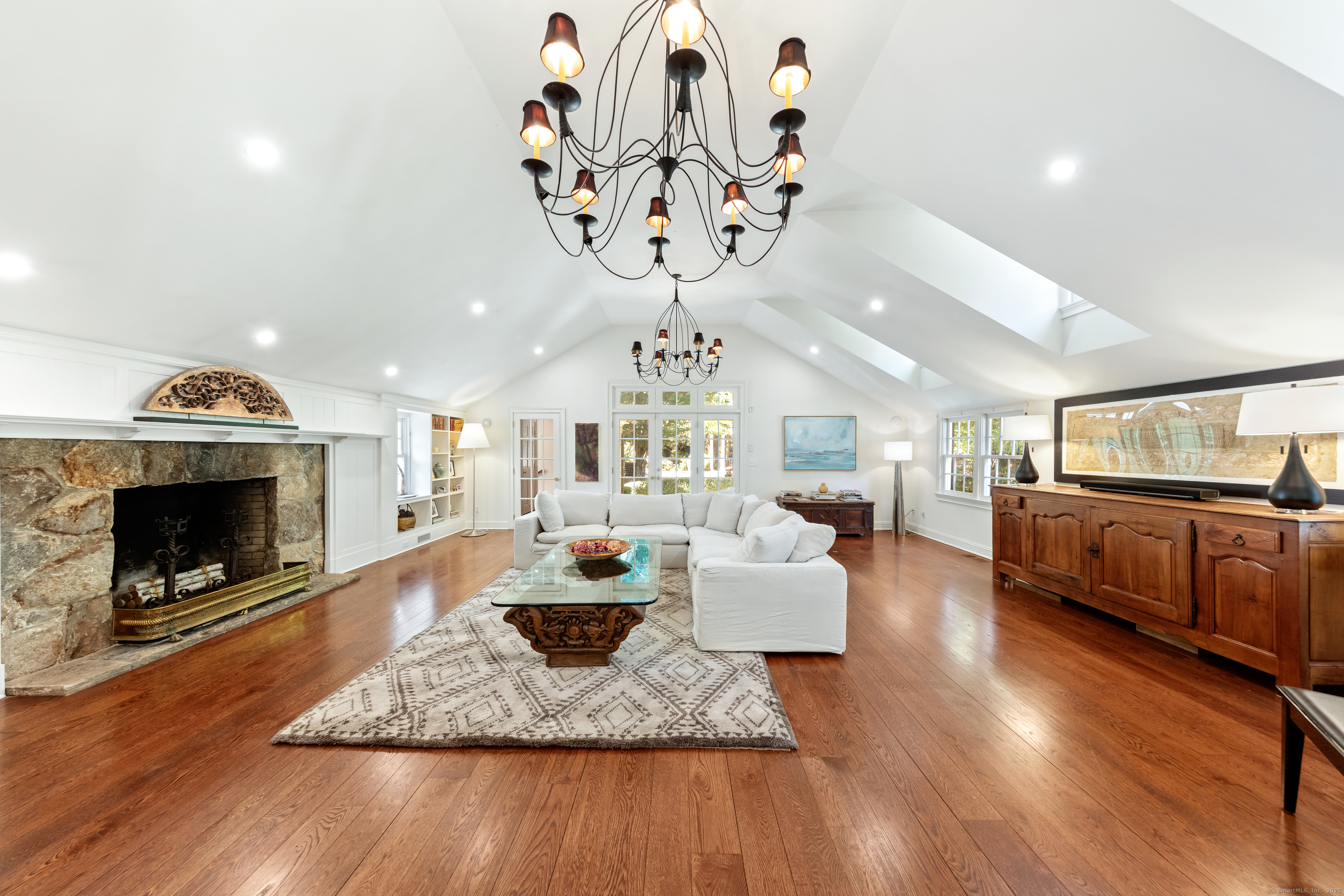 12 Old Hill Farms Road