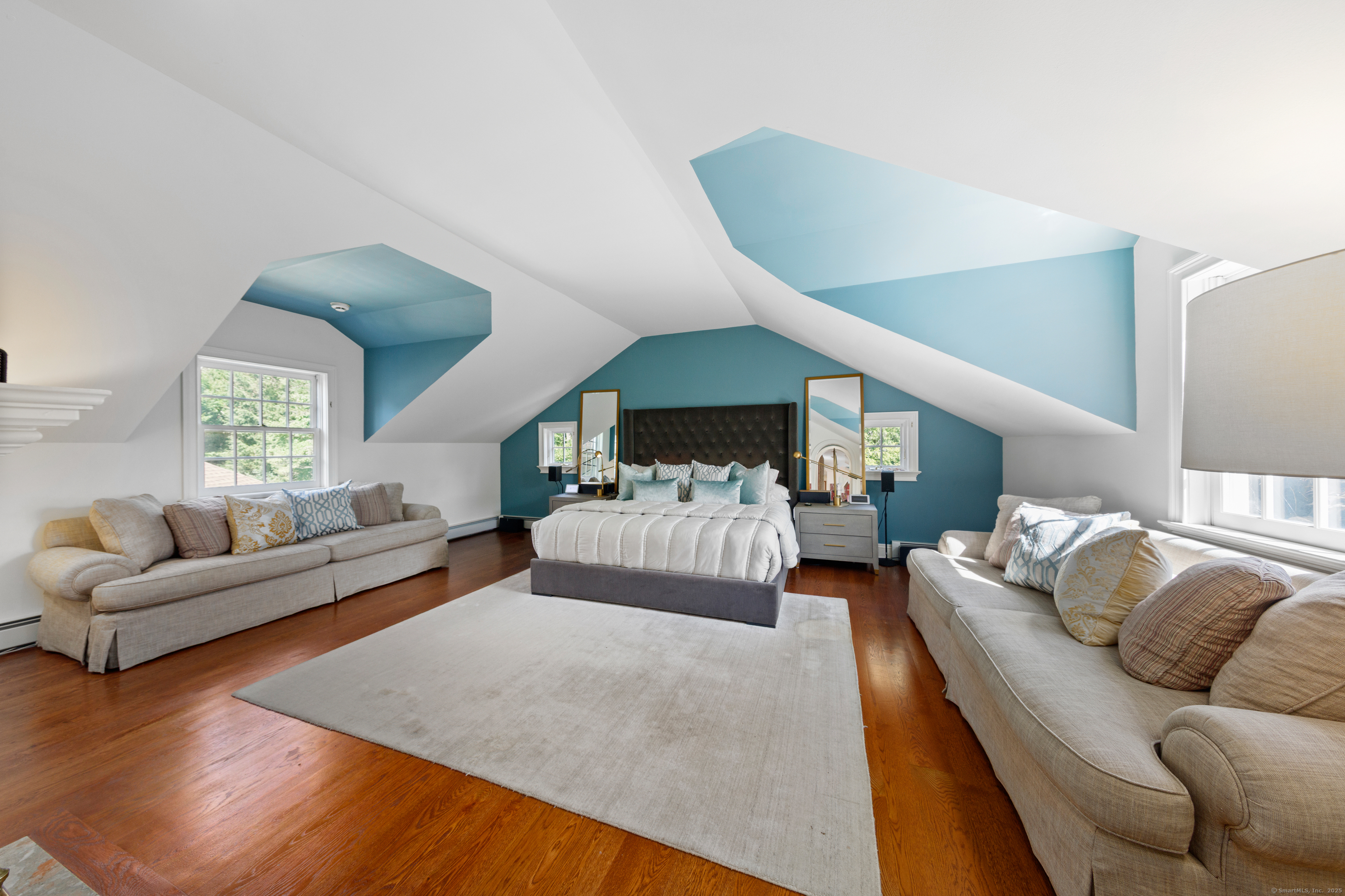 12 Old Hill Farms Road