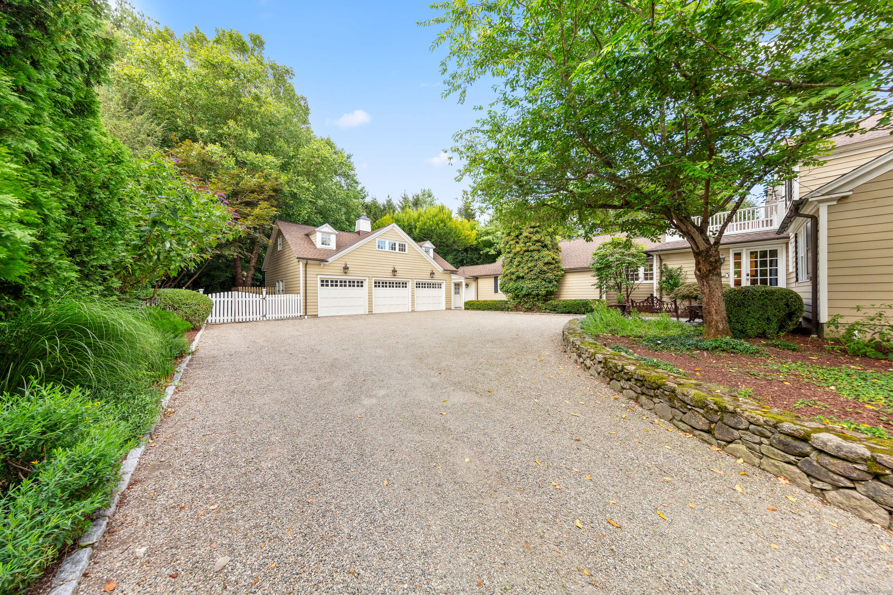 12 Old Hill Farms Road