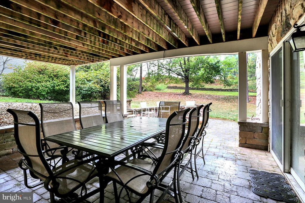 4444 DUNMORE DRIVE