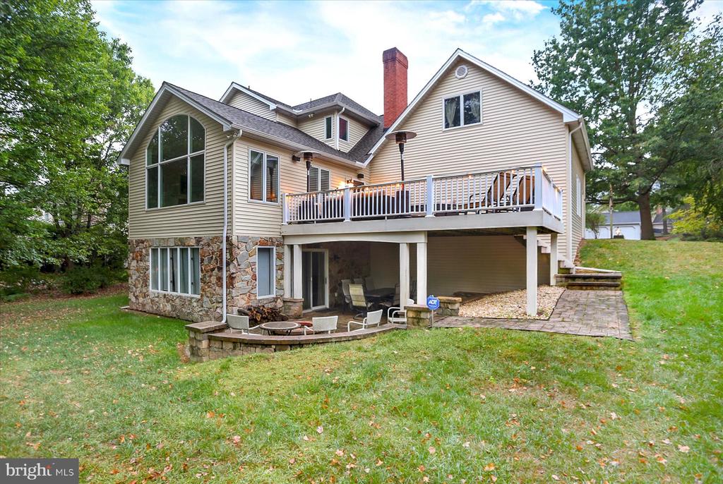 4444 DUNMORE DRIVE