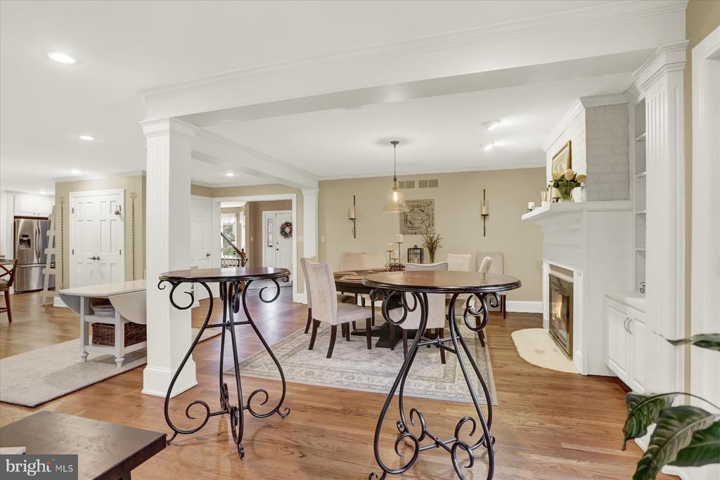 4444 DUNMORE DRIVE