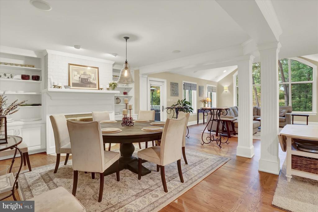 4444 DUNMORE DRIVE