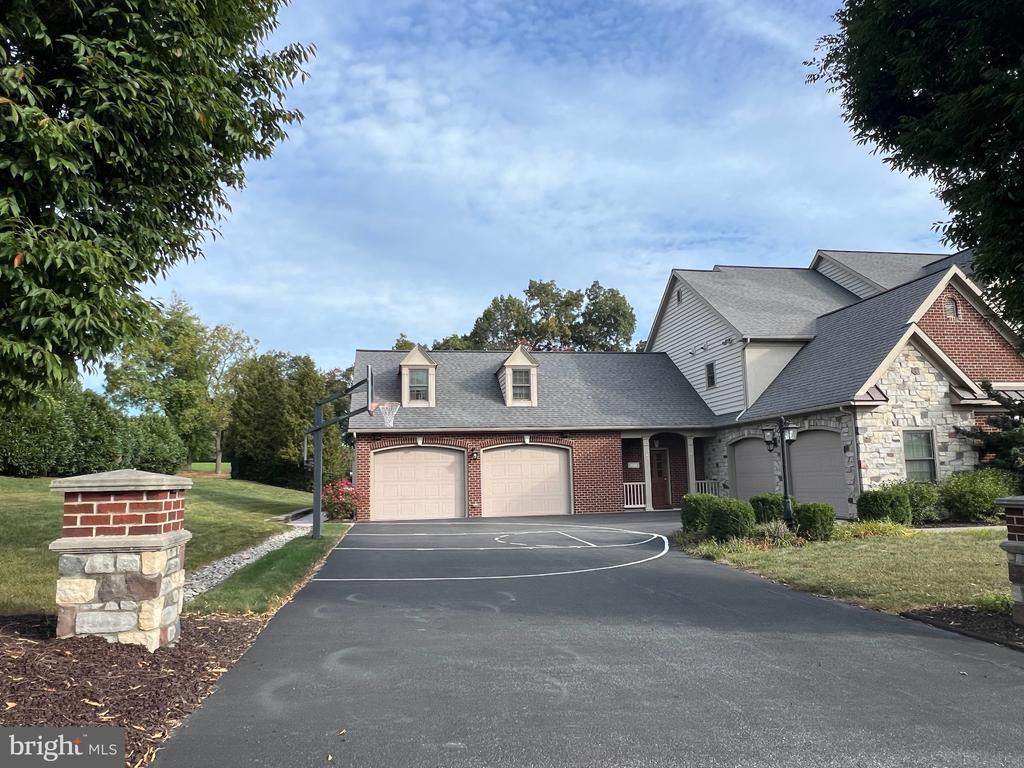 35 COBBLE LANE