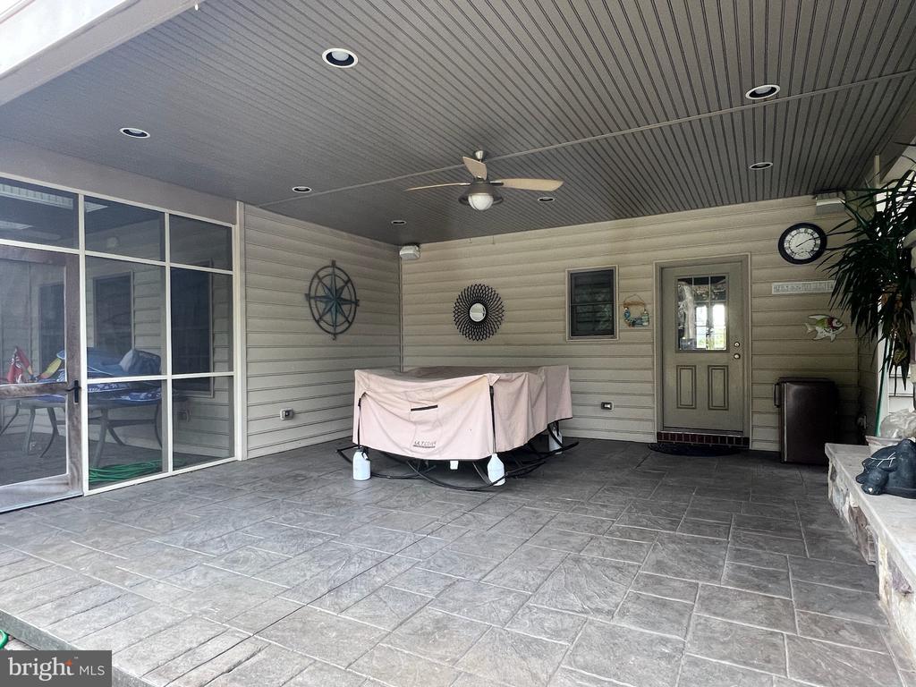 35 COBBLE LANE