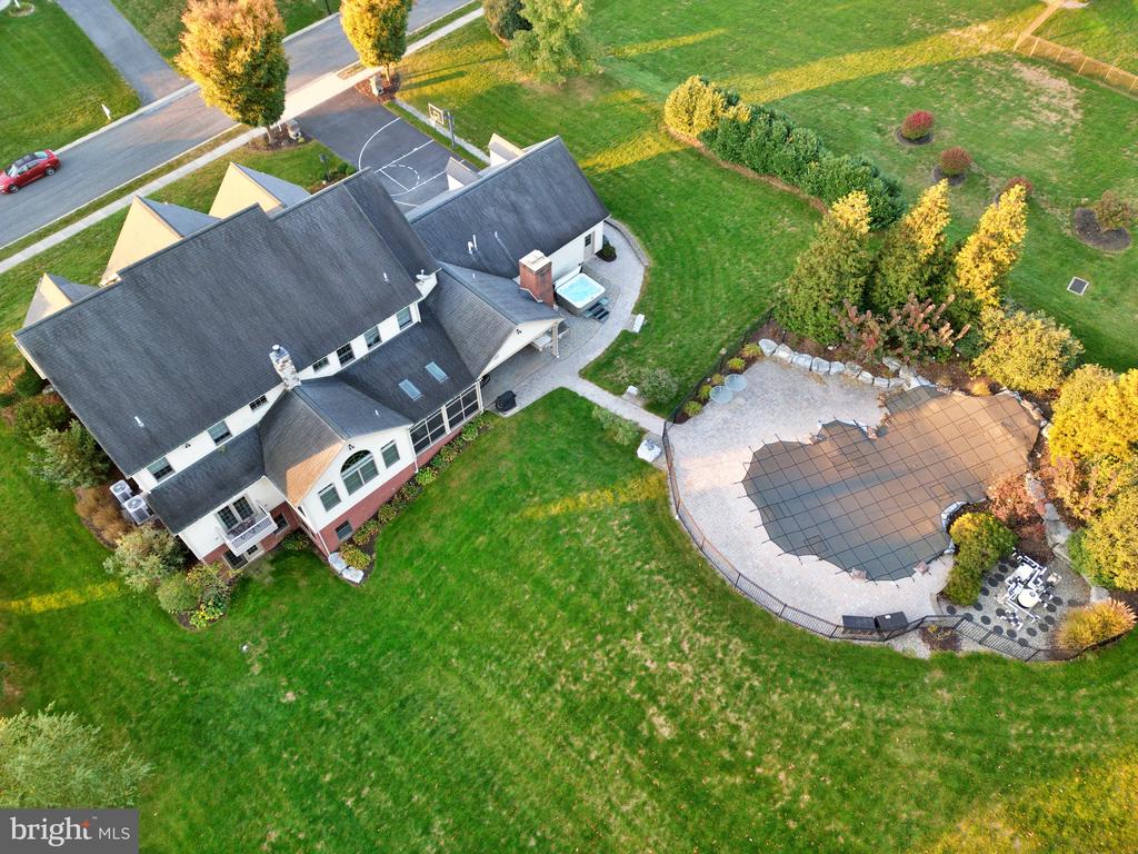 35 COBBLE LANE