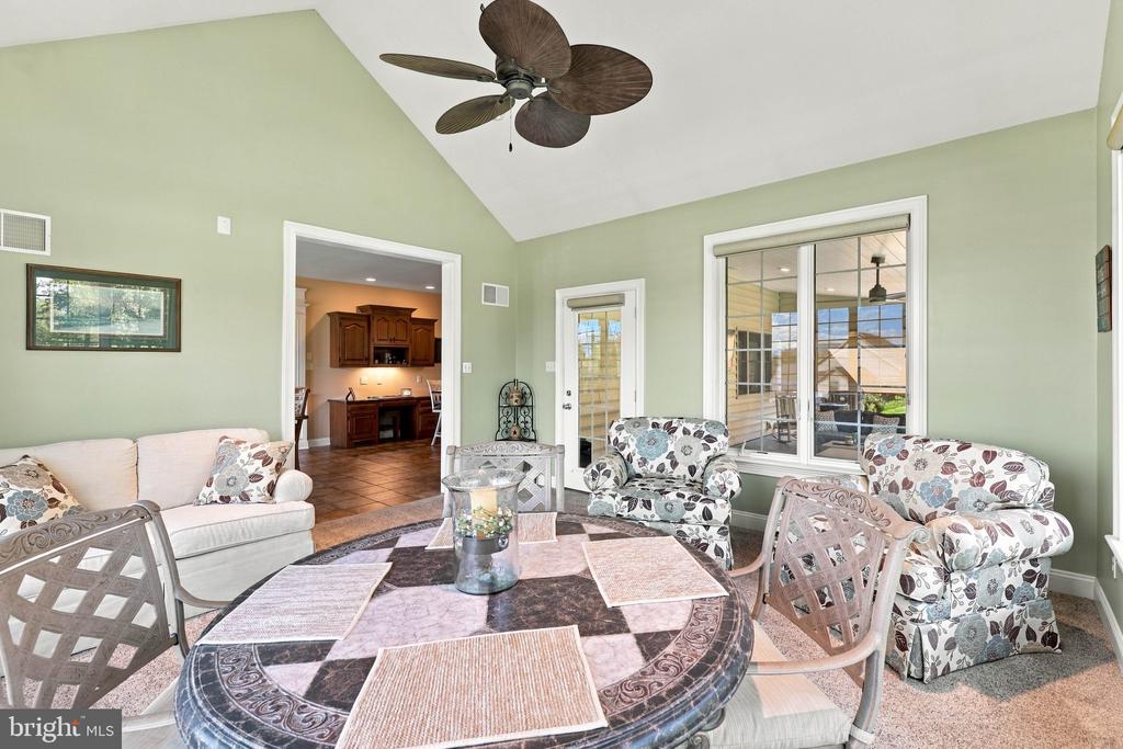 31 COBBLE LANE