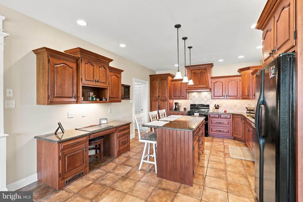 31 COBBLE LANE