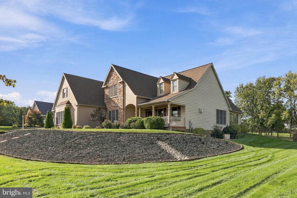 31 COBBLE LANE