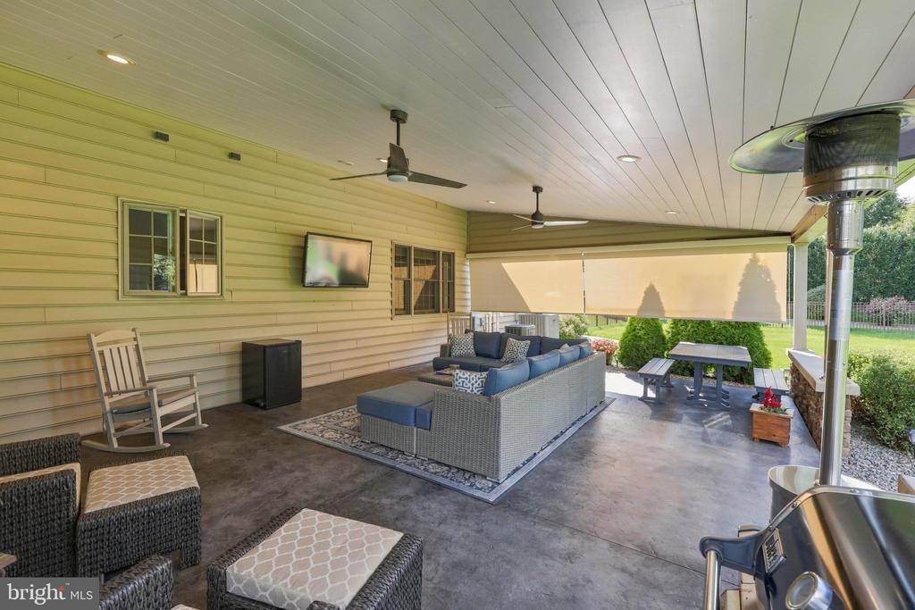 31 COBBLE LANE