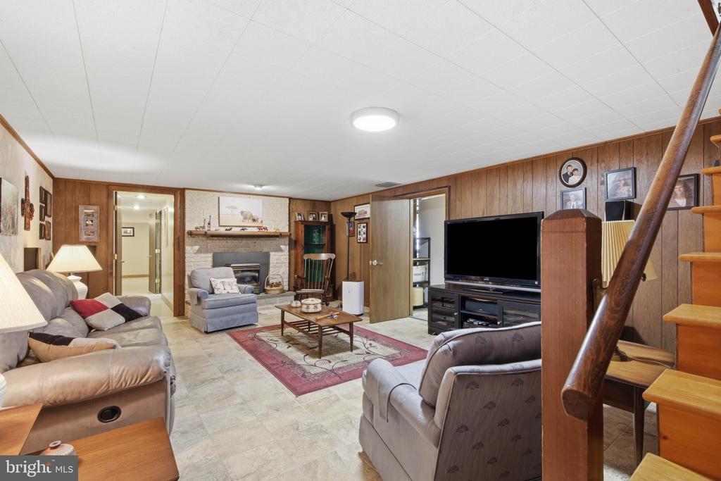 1007 BEAR CREEK ROAD