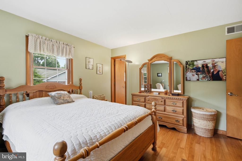 1007 BEAR CREEK ROAD