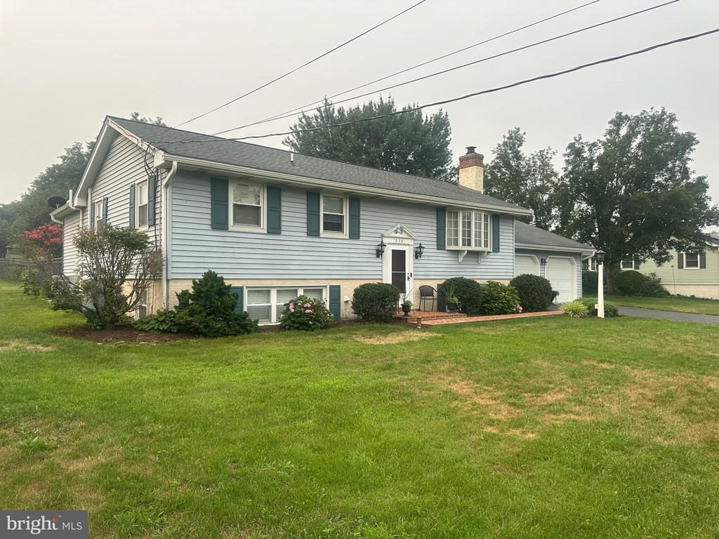 270 HILLTOP VIEW WAY