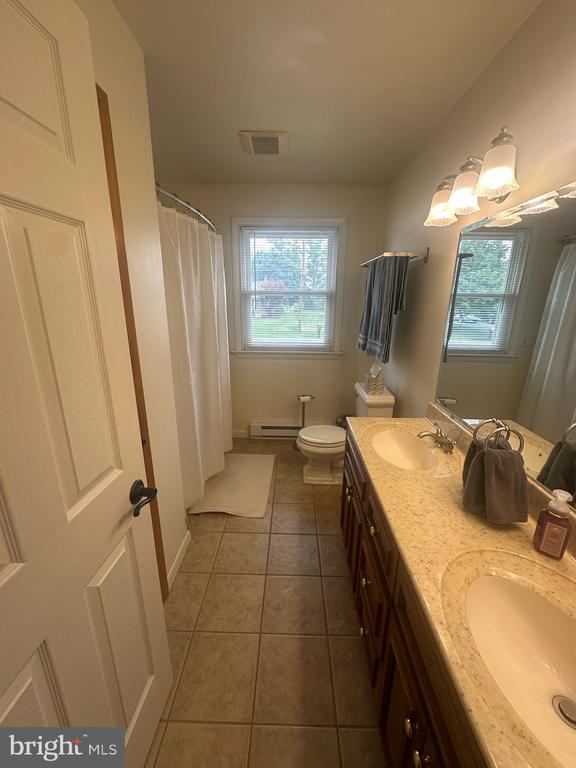 270 HILLTOP VIEW WAY