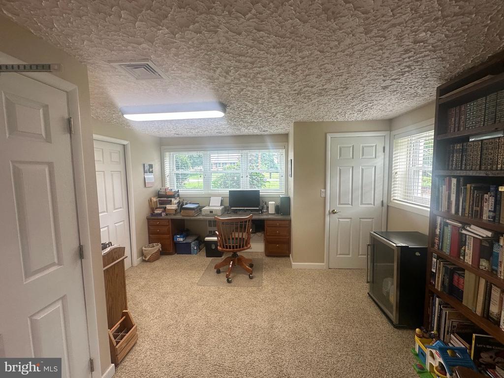 270 HILLTOP VIEW WAY