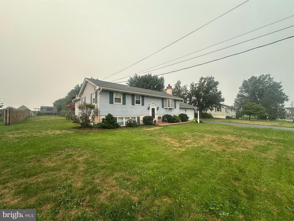 270 HILLTOP VIEW WAY