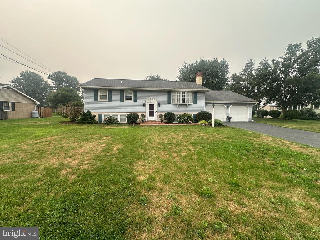 270 HILLTOP VIEW WAY