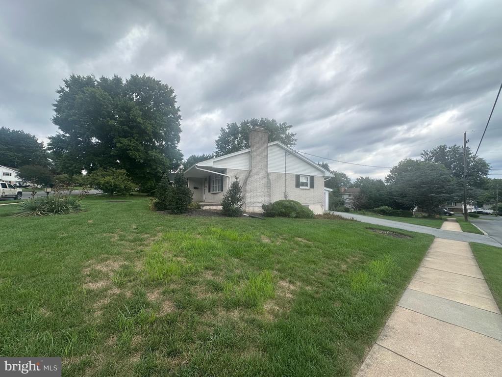 435 N HOLLY STREET