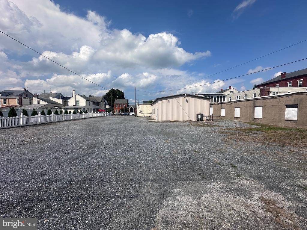22 W MAIN STREET