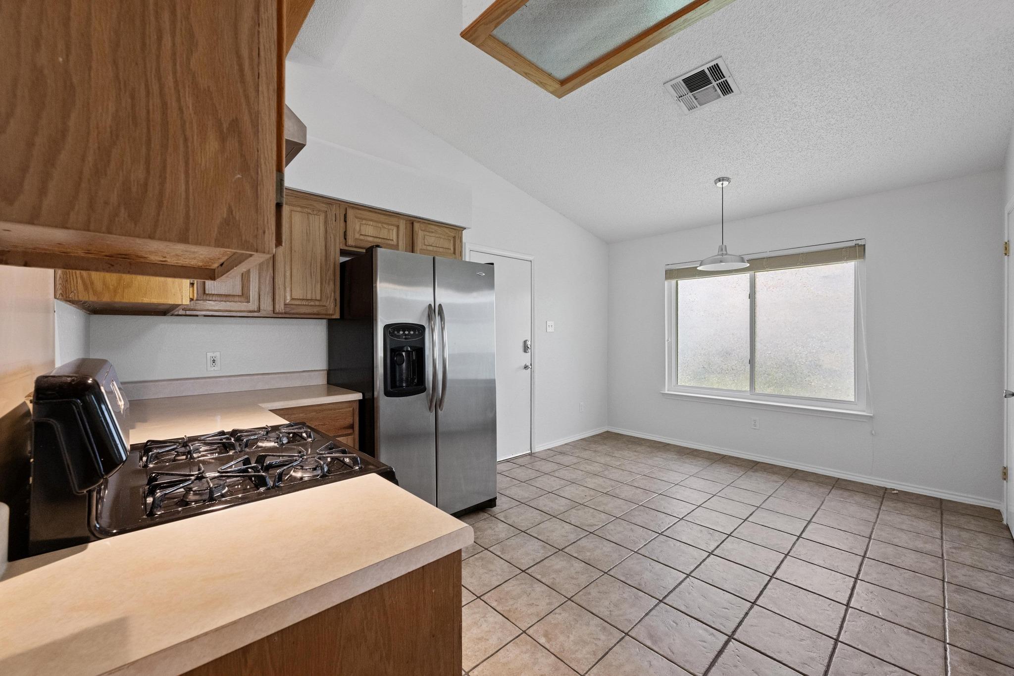 4000 Cortina DR