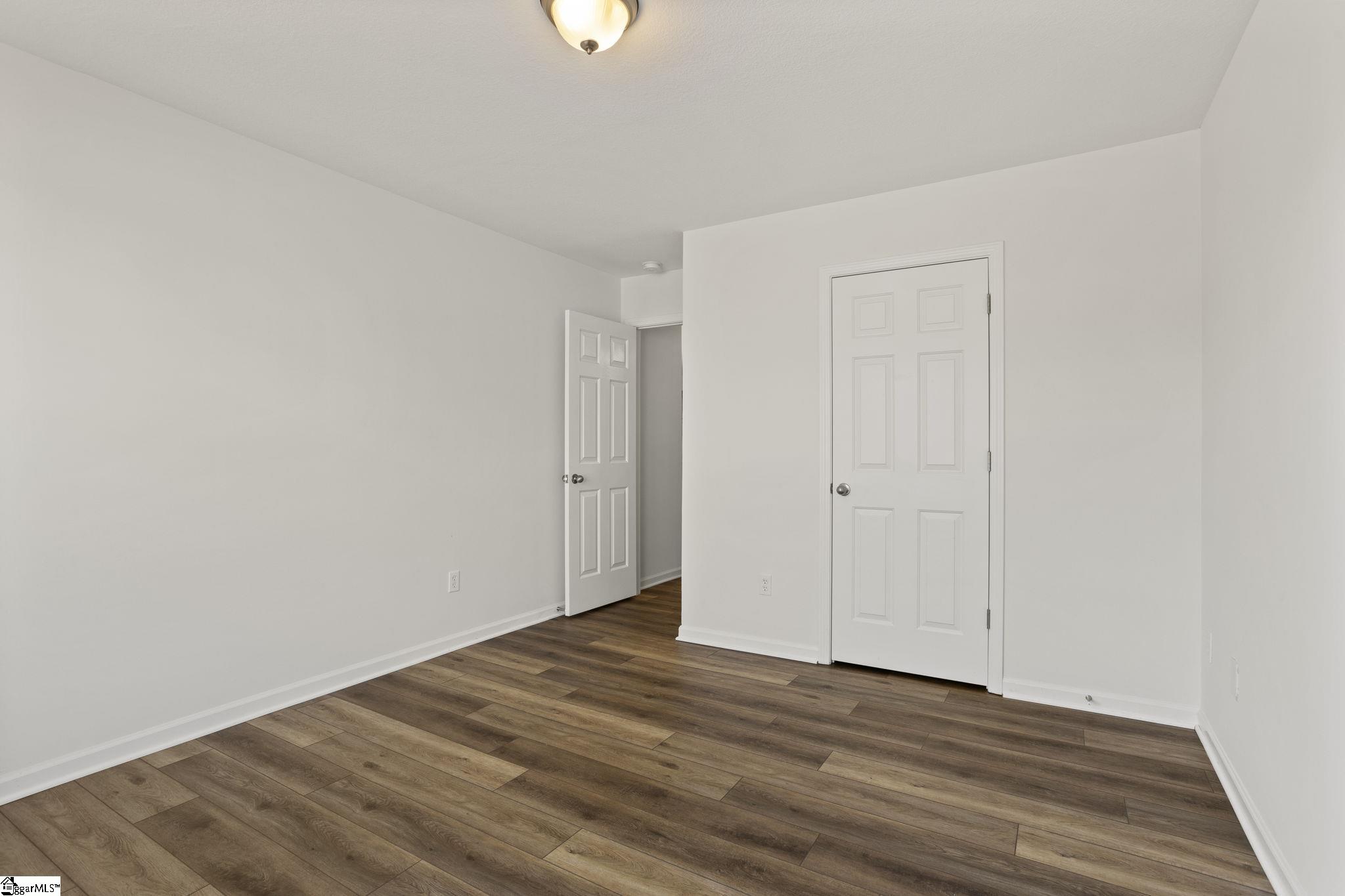 100 Lakanwood Lane
