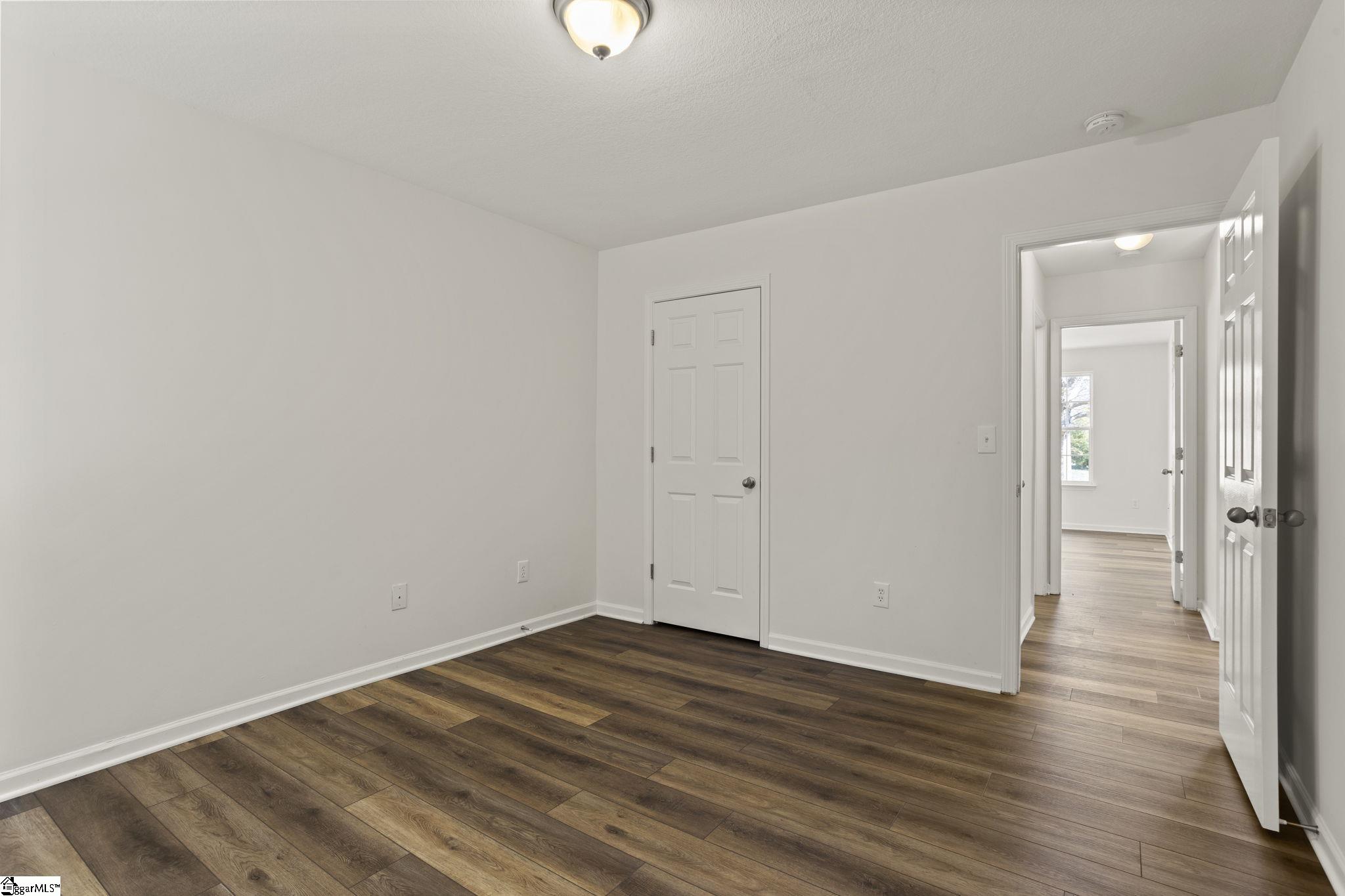 100 Lakanwood Lane
