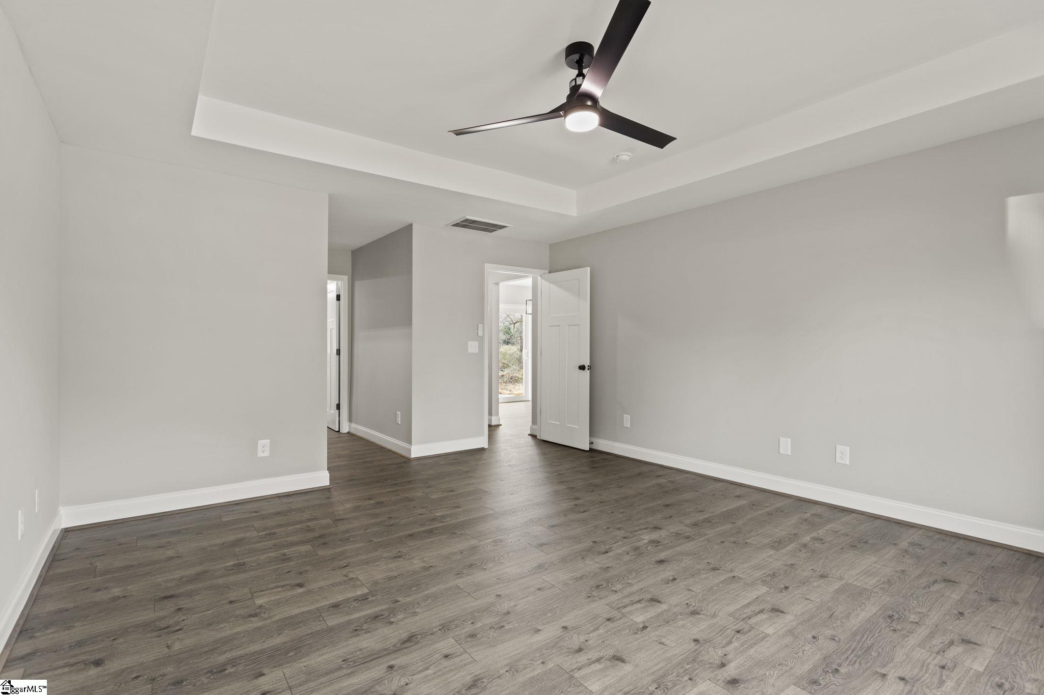 1006 Bolt Drive