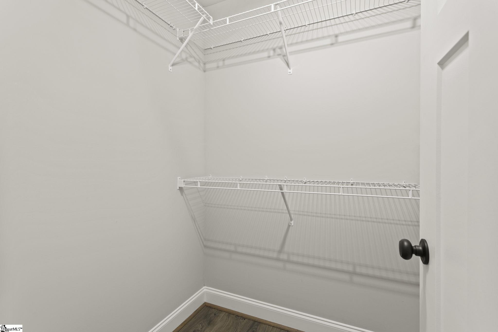 1006 Bolt Drive
