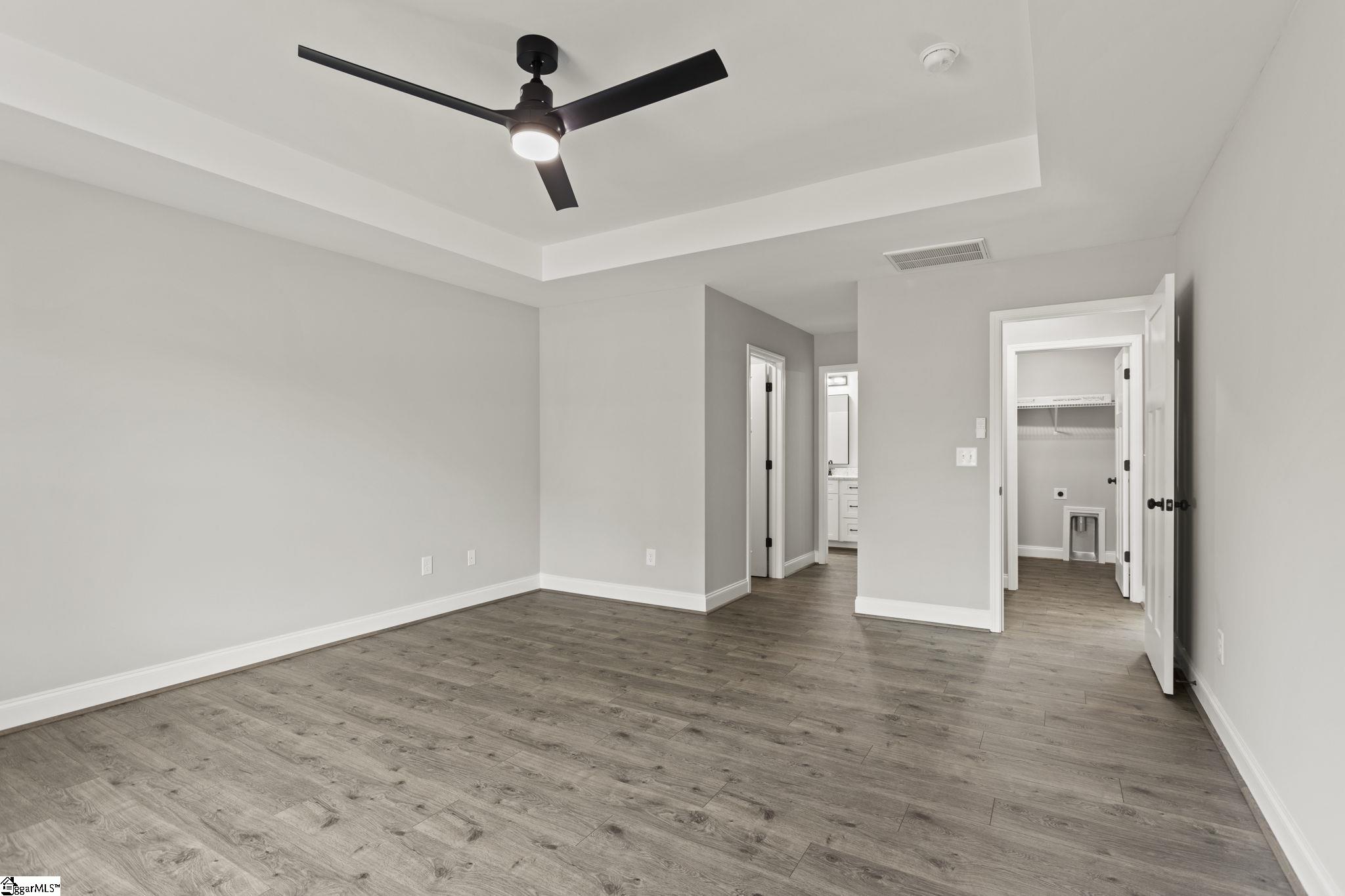 1006 Bolt Drive