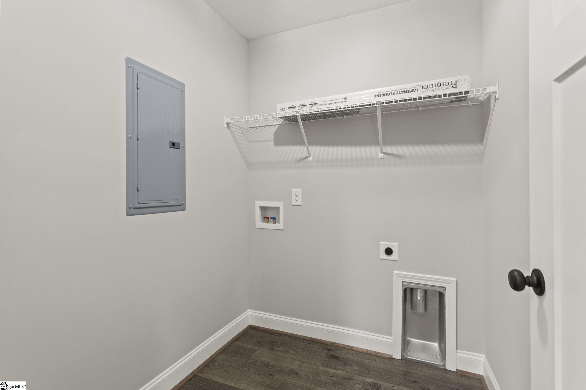 1006 Bolt Drive