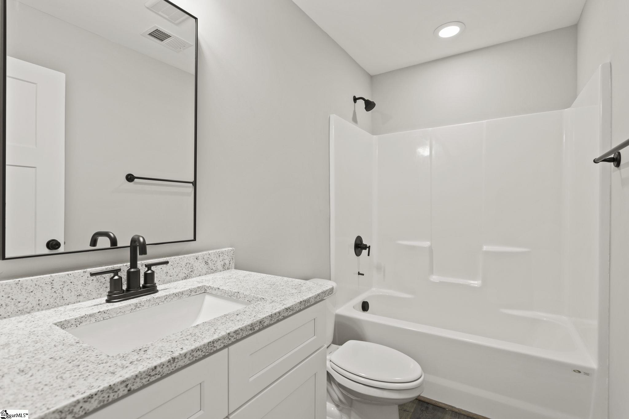 1006 Bolt Drive