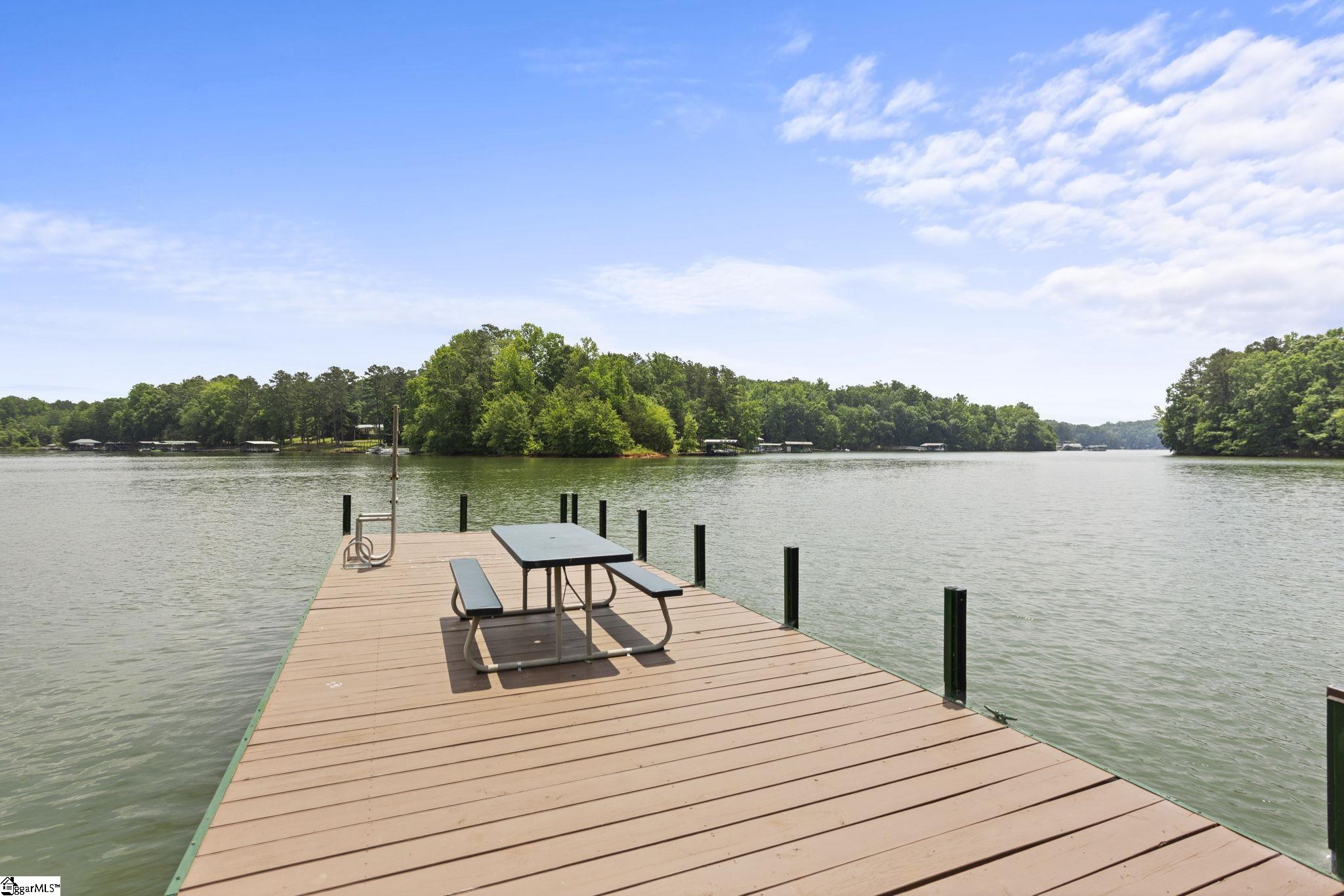 405B Boaters Row