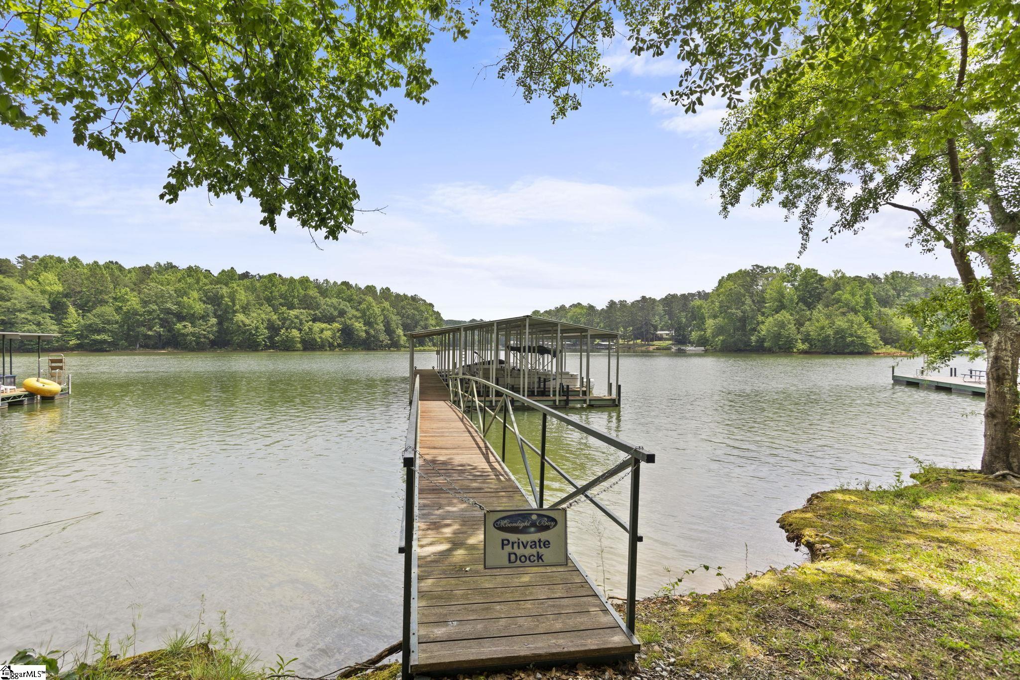 405B Boaters Row