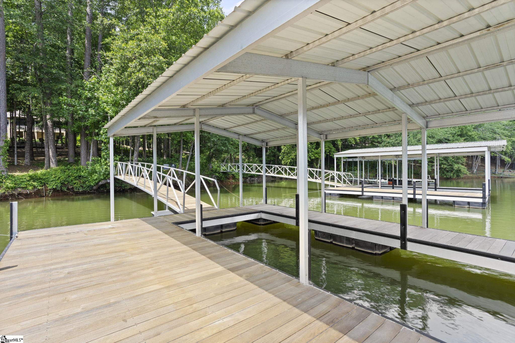 405B Boaters Row