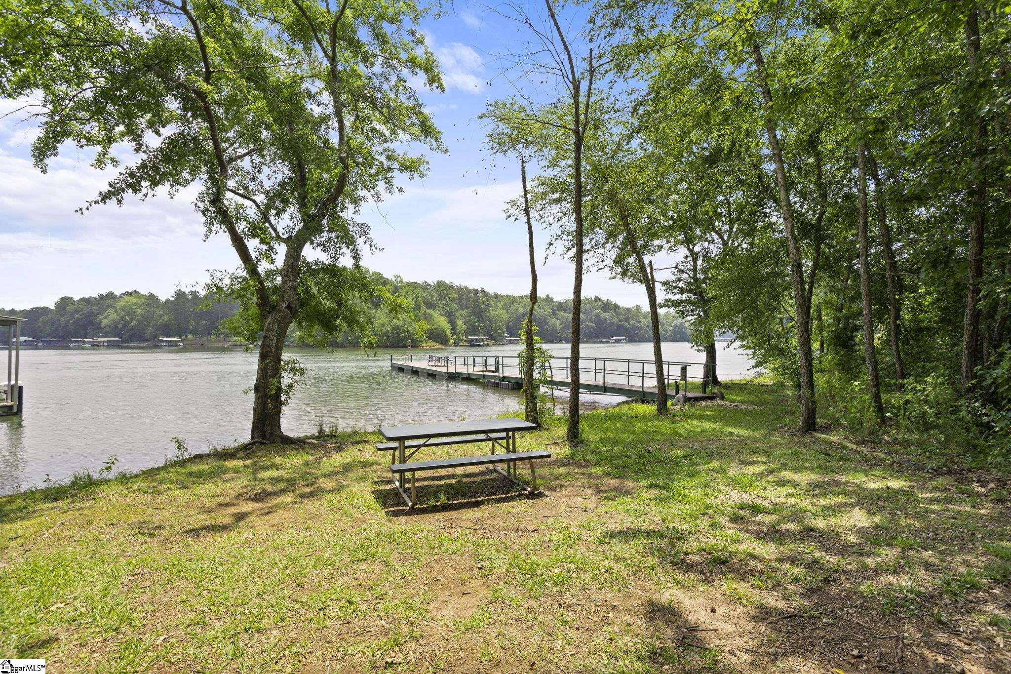 405B Boaters Row